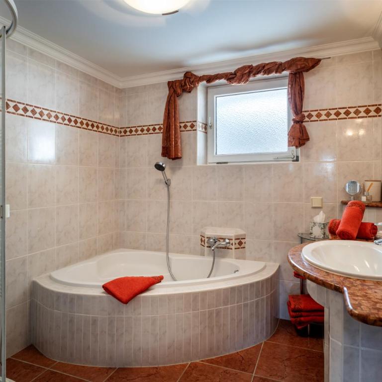 Apartment Koller - Apartment mit 1 Schlafzimmer und Balkon - 13