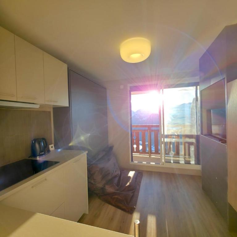 Studio élégant avec parking - Superbe vue ! - Appartement 2 Chambres - 11