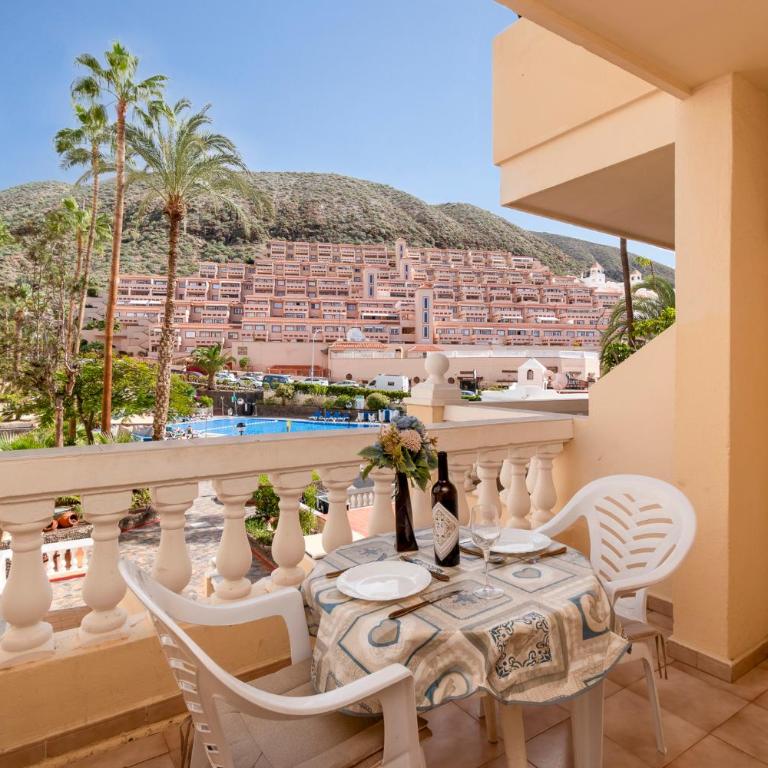 Tranquil Studio Apartment Castle Harbour - Estudio con balcón - 1