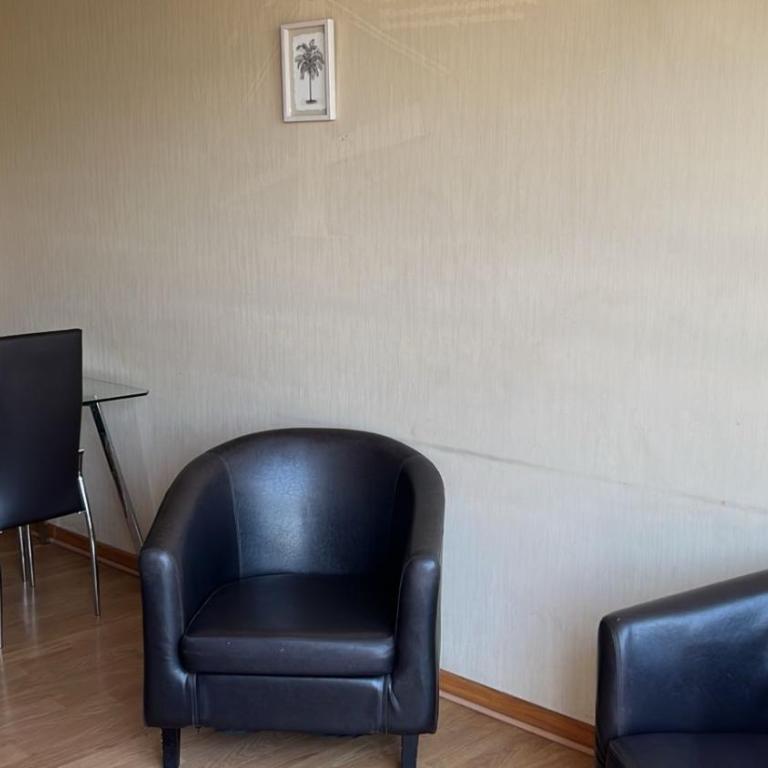 Acogedor departamento cerca del movistar arena - Three-Bedroom Apartment - 2