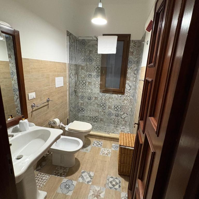 Oliveri's Home - Appartamento con 2 Camere da Letto - 33