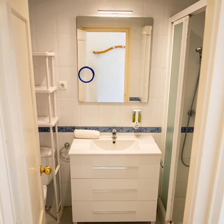 Skol 205A Studio with sea and pool views - Apartamento Estudio - 1 cama doble - 10