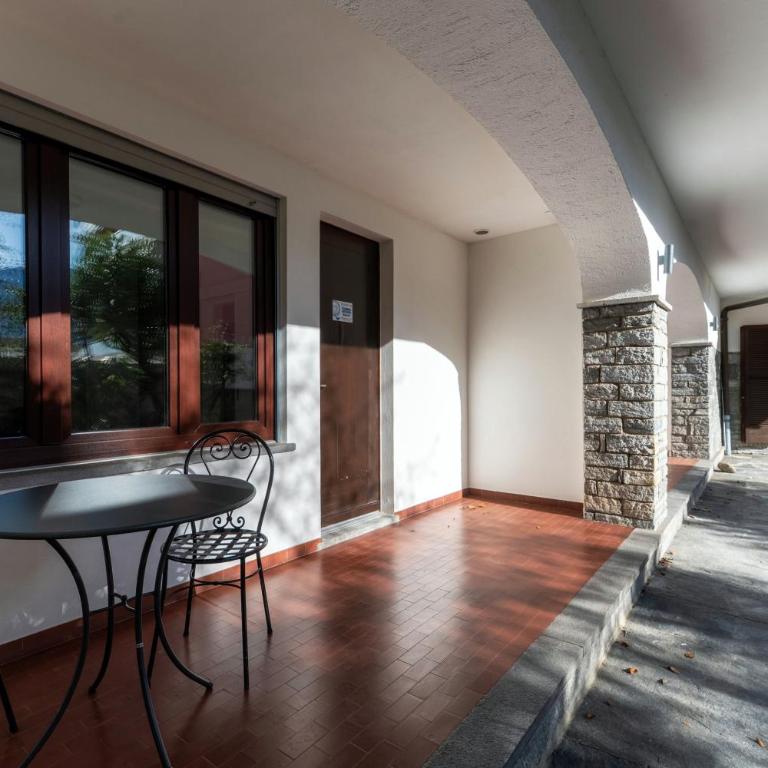 Florida Ascona Rooms by Quokka 360 - Between the Lake and the City - Camera King - 4