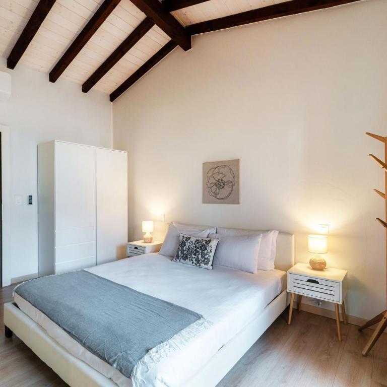 Florida Ascona Rooms by Quokka 360 - Between the Lake and the City - Camera King con Balcone - 7