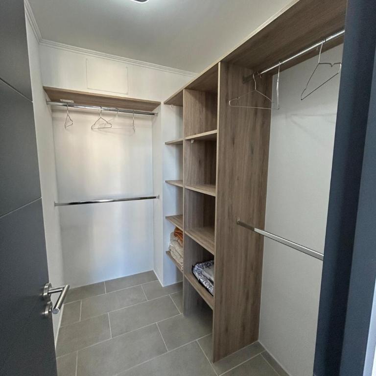 Dpto 2D2B con estacionamiento - Two-Bedroom Apartment - 19