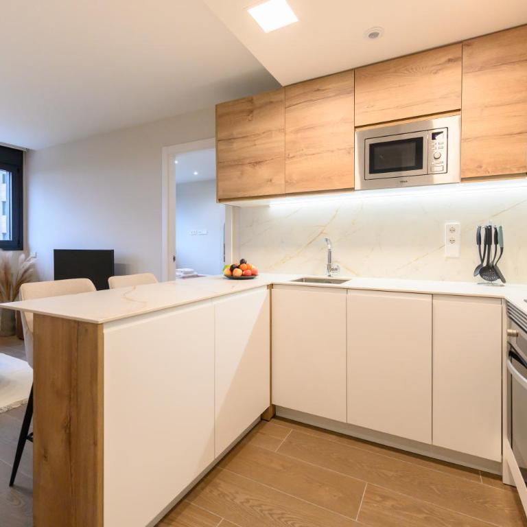 JES214B - Piso de lujo de 1 dormitorio con hermosas vistas a la ciudad - Alquiler temporal - Apartamento de 1 dormitorio - 32