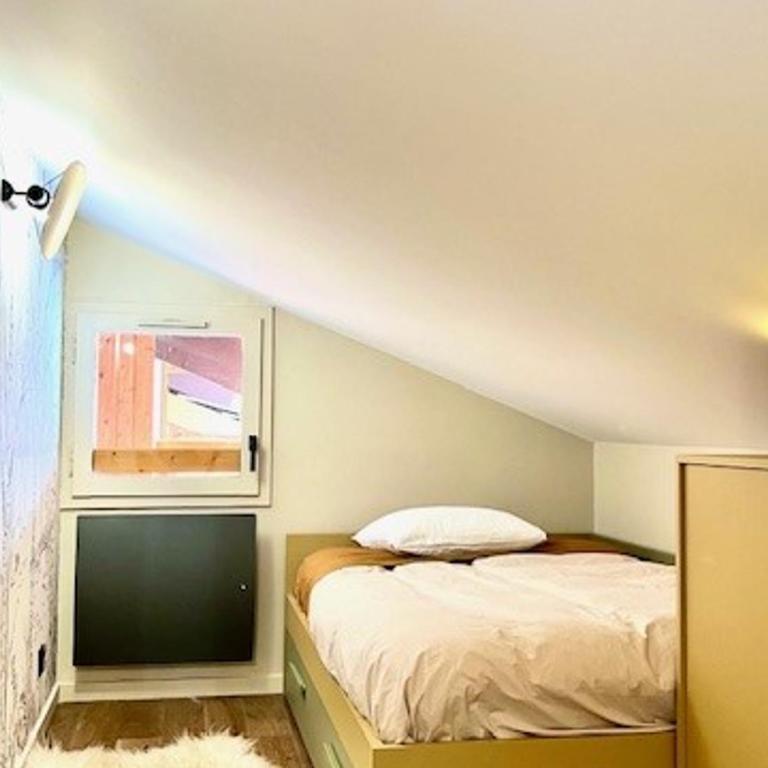 Duplex charmant 3 pièces, La Legettaz Val d'Isère, au pied des pistes, parking couvert. - FR-1-411-740 - Appartement (5 Adultes) - 11