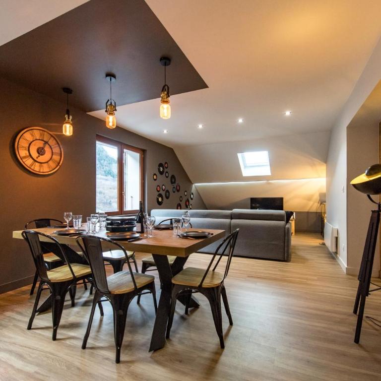 2 appartements Ski 3 Vallées & vélo 8-12 pers - Appartement - 23