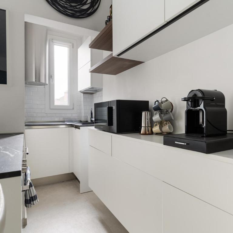 Lambrate - Corti - Bilocale con ampio balcone - Appartamento con 1 Camera da Letto - 24
