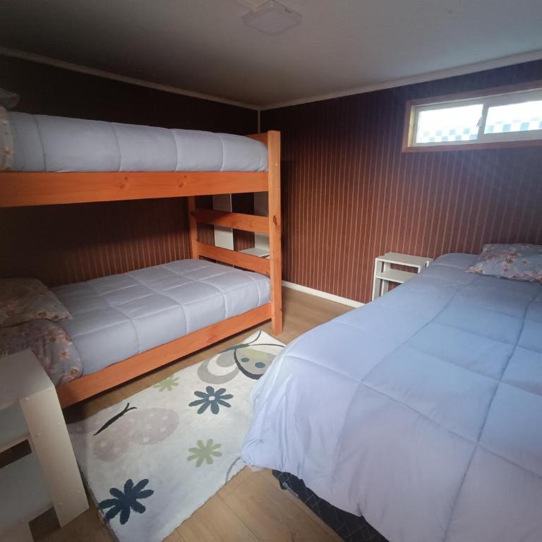 Cabaña Renacer a 10 min del aeropuerto - Three-Bedroom Apartment - 4