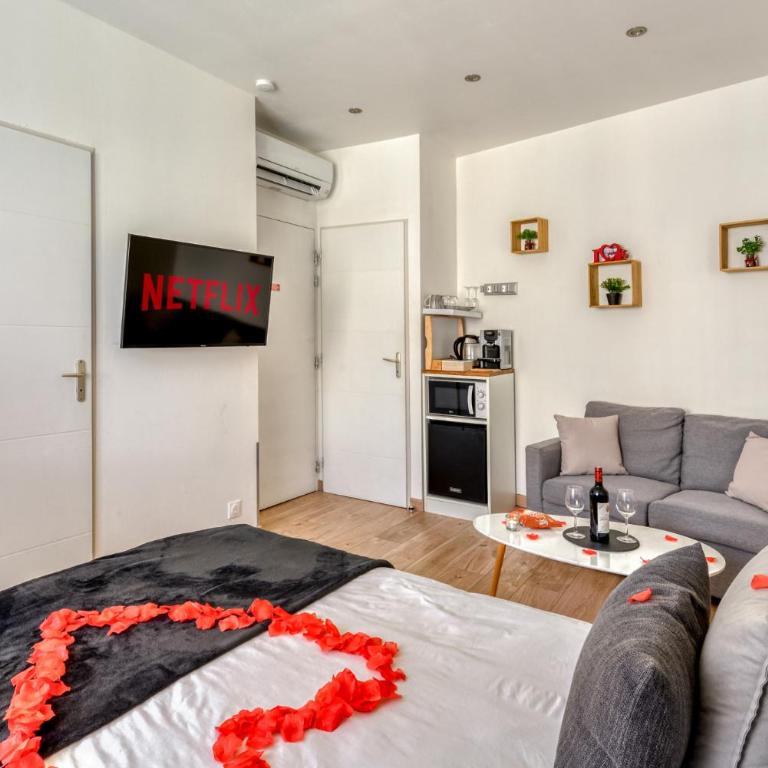 Le Bourget - Suite et Envolée romantique avec Jacuzzi - Suite Deluxe con Vasca Idromassaggio - 17