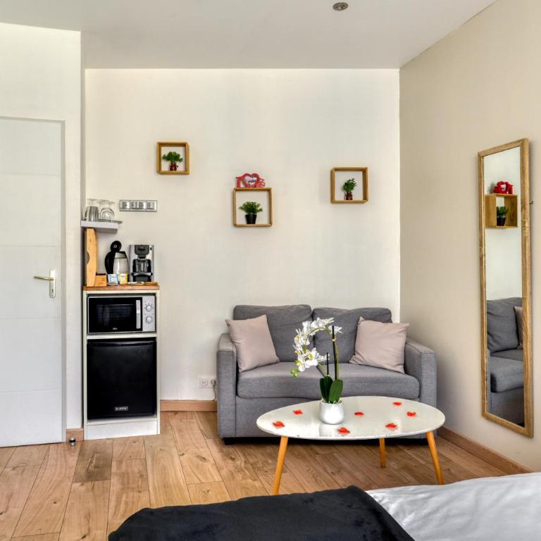 Le Bourget - Suite et Envolée romantique avec Jacuzzi - Suite Deluxe con Vasca Idromassaggio - 19