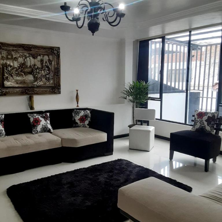 Comfortable and cozy accommodation - Three-Bedroom Apartment - 1