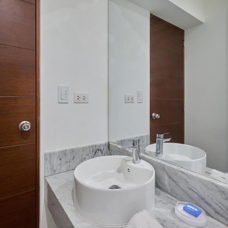 Barranco Bright apartment with Balcony - Three-Bedroom Apartment - 21