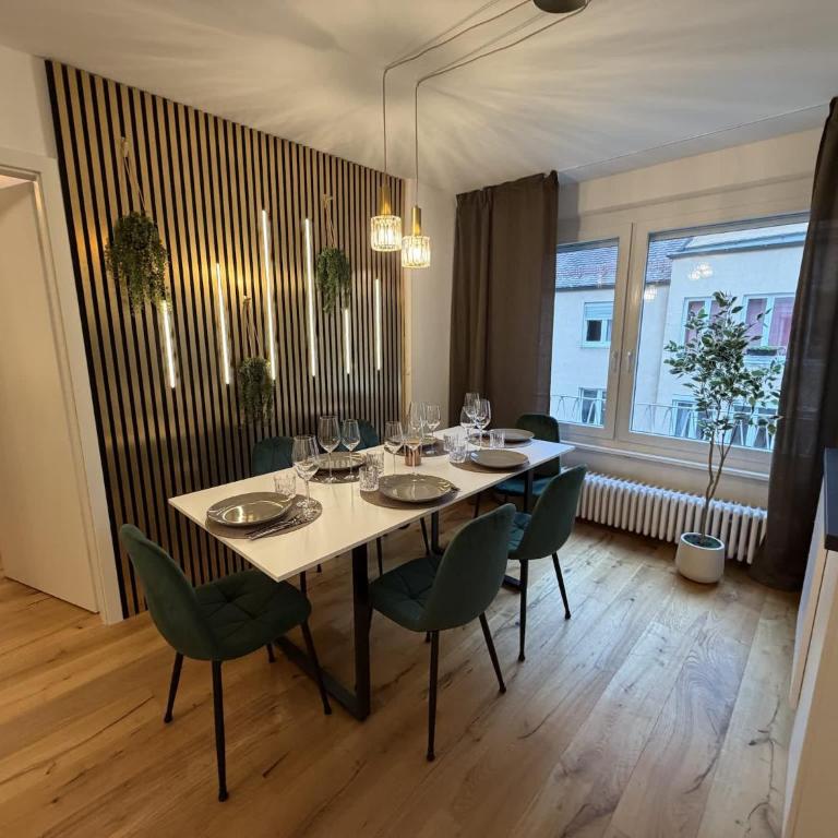 GoldenKey-Suites - Spacious Luxury Apartment in the Heart of Augsburg Old Town - Premium Open-Plan Kitchen - Appartement - 5