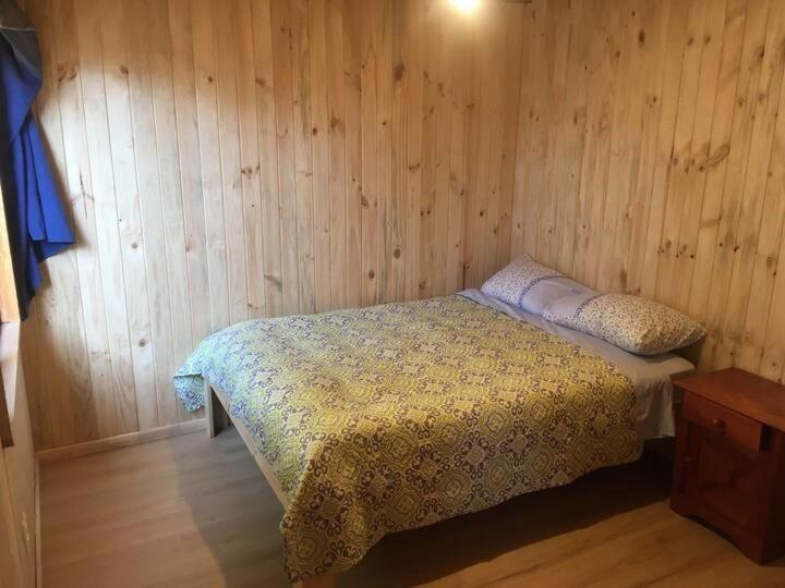 The Black Cabins - One-Bedroom House - 7