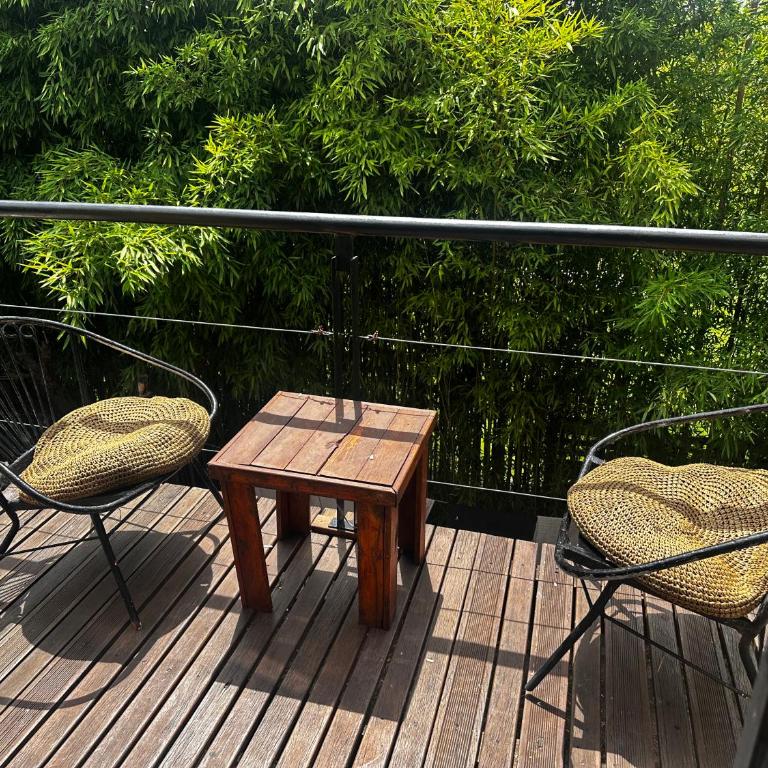 Habitación doble con balcón y pileta en las sierras Unquillo - Double Room with Balcony - 3
