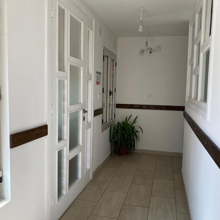 Apartments and Rooms Radivojević Niš - Single Room with Bathroom - 4