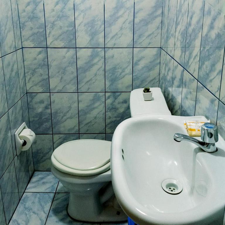 Casa de Isabel - Triple Room with Private Bathroom - 4