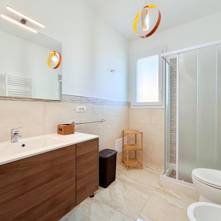 Casa Zoe - Appartamento Deluxe con 2 Camere da Letto e Balcone - 14