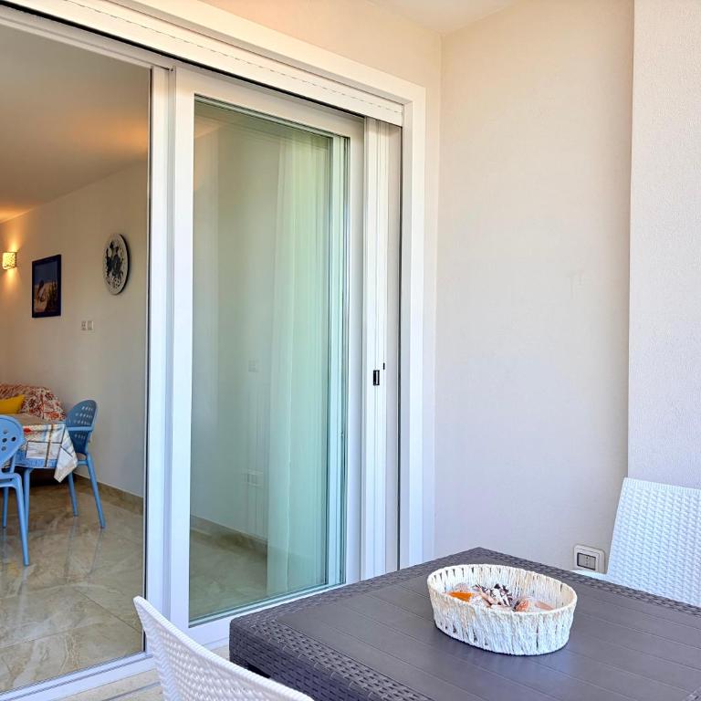 Casa Zoe - Appartamento Deluxe con 2 Camere da Letto e Balcone - 23