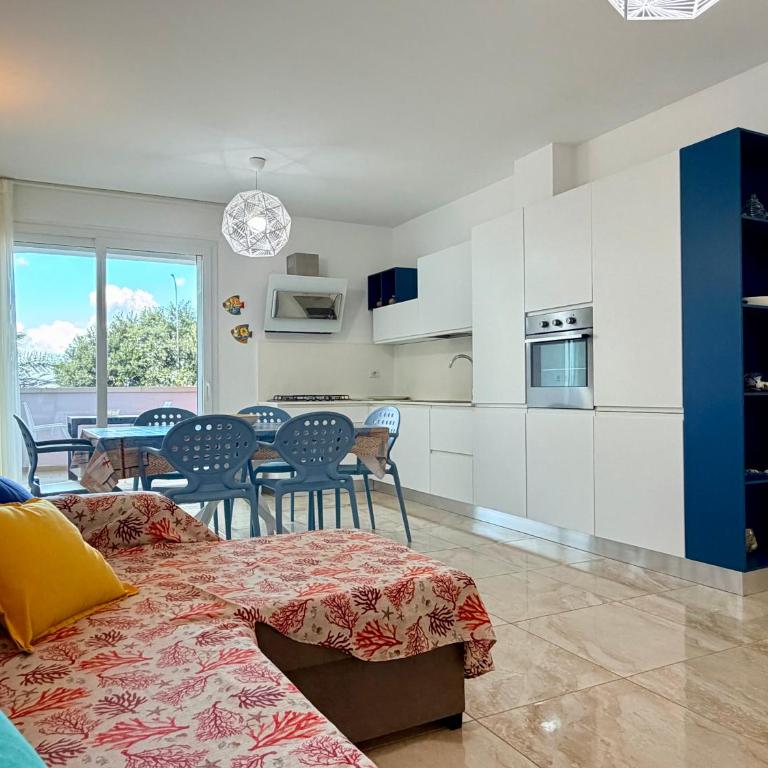 Casa Zoe - Appartamento Deluxe con 2 Camere da Letto e Balcone - 15