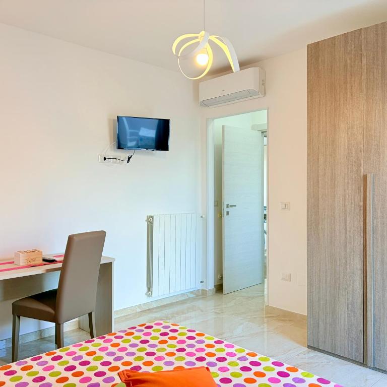 Casa Zoe - Appartamento Deluxe con 2 Camere da Letto e Balcone - 3