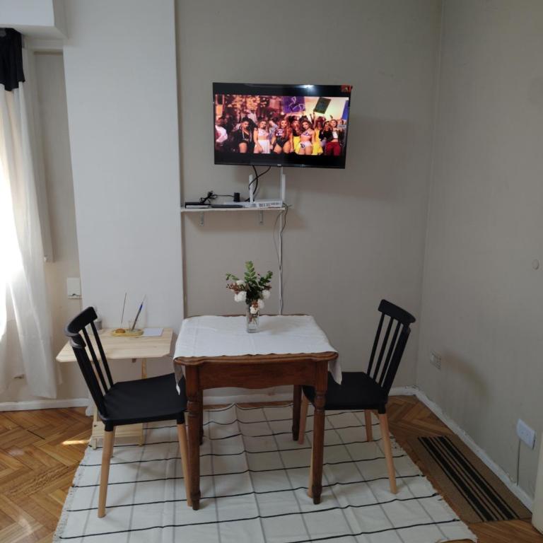 Cómodo ambiente cerca del centro,subte y fundación Favaloro - One-Bedroom Apartment - 2