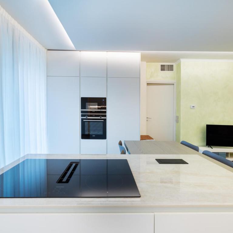 Molari Luxury Suites - Riccione - One-Bedroom Premium Apartment - 2