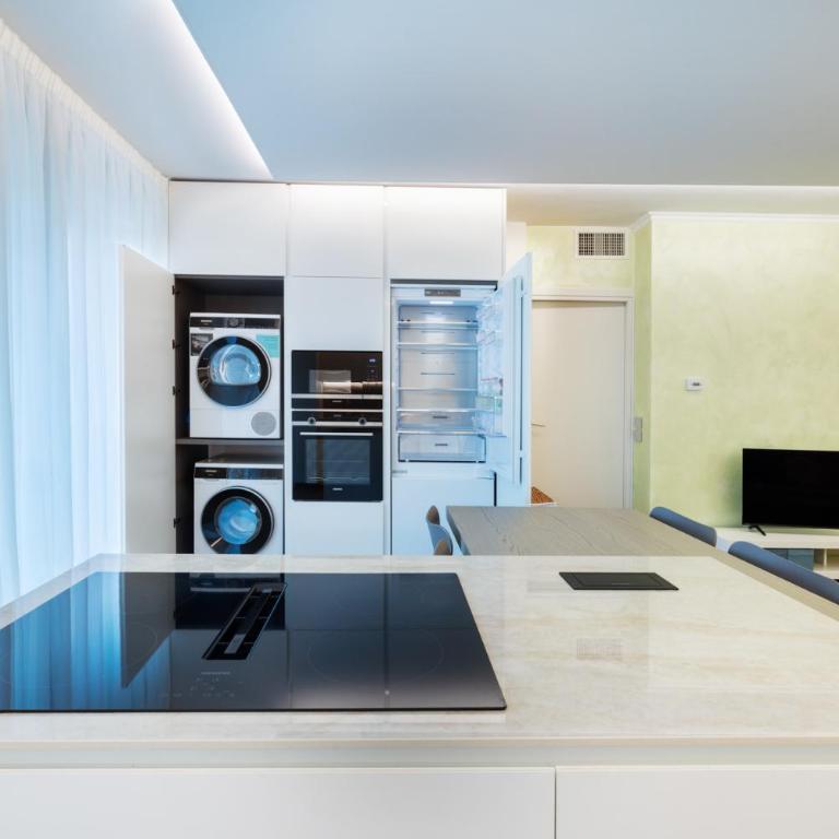 Molari Luxury Suites - Riccione - One-Bedroom Premium Apartment - 3