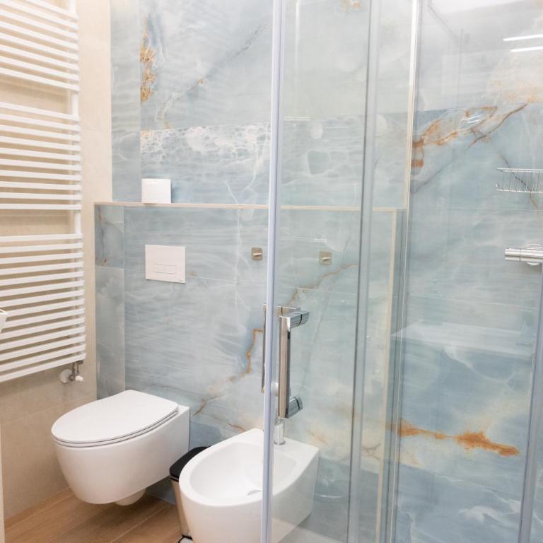 Casa del Mar - Modern 3BR - 100m to Beach - Three-Bedroom Apartment - 17