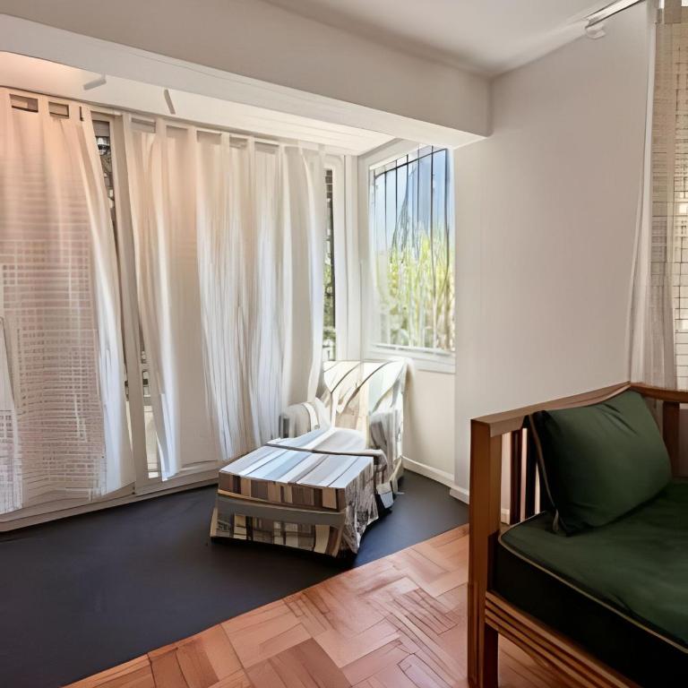 Cómodo 3D con jardín en el corazón de Vitacura - Three-Bedroom Apartment - 7