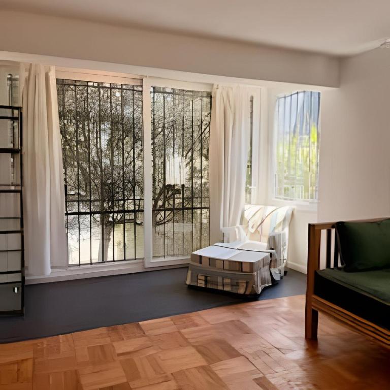 Cómodo 3D con jardín en el corazón de Vitacura - Three-Bedroom Apartment - 28