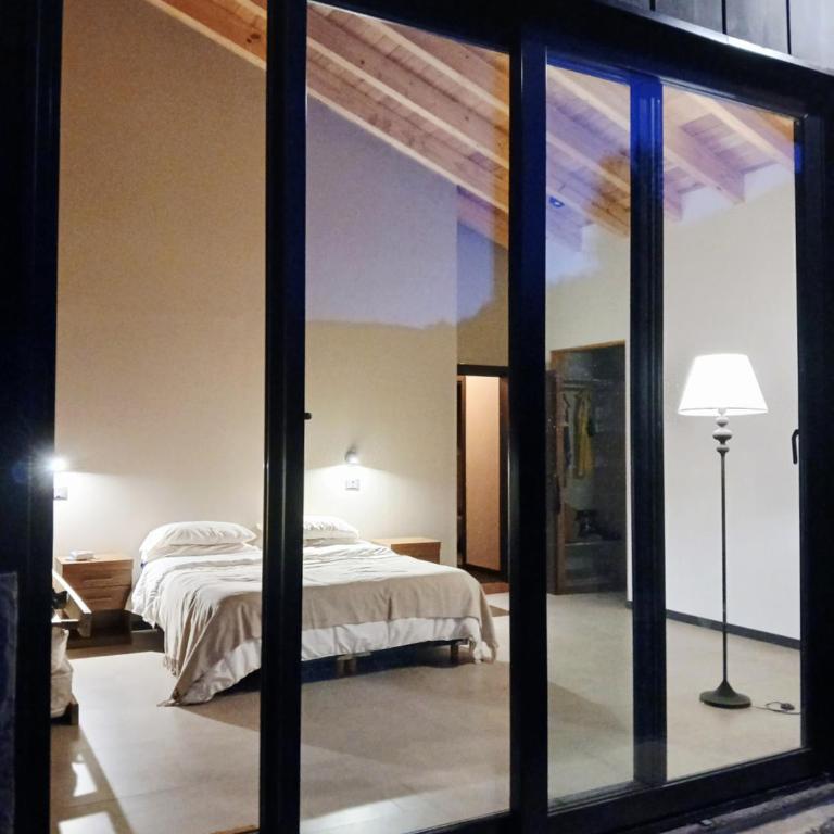 Exclusiva Casa con Piscina en Barrio Privado de San Martin de los Andes - Casa de 3 dormitorios - 15