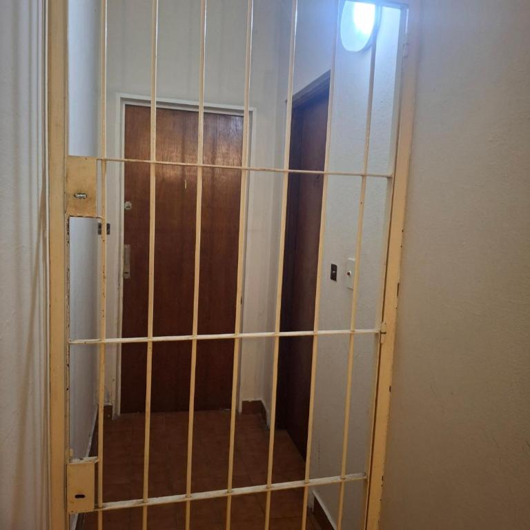 Disfruta de la mejor ubicación Santa Teresita 41 y 2 a 100mts del mar una cuadra del centro - Apartamento de 1 dormitorio - 3