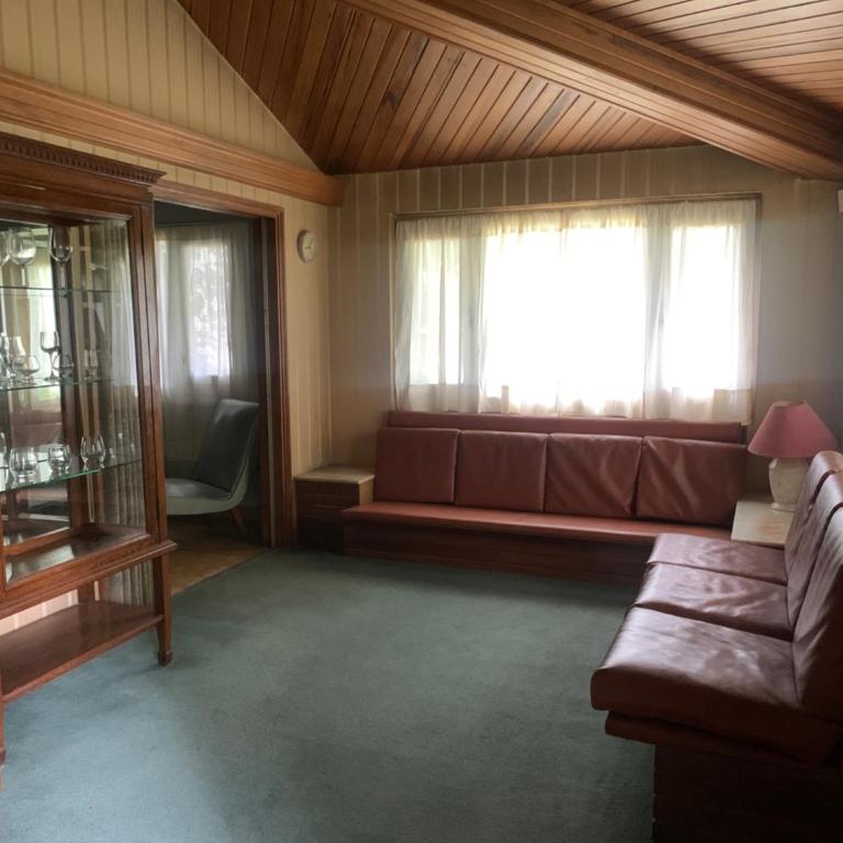 Chacra Los Cipreses - Casa completa con gran parque arbolado, 6 personas, entorno tranquilo - Vacation Home - 11