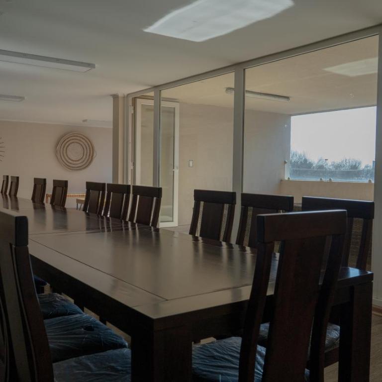 DEPARTAMENTO PREMIUM en Chillán Centro, full equipado, cómodo, con estacionamiento, factura para empresas, wifi de alta velocidad - One-Bedroom Apartment - 28