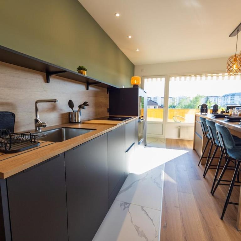 Le Mavéria, proximité lac - Appartamento Deluxe con 2 Camere da Letto e Balcone - 29