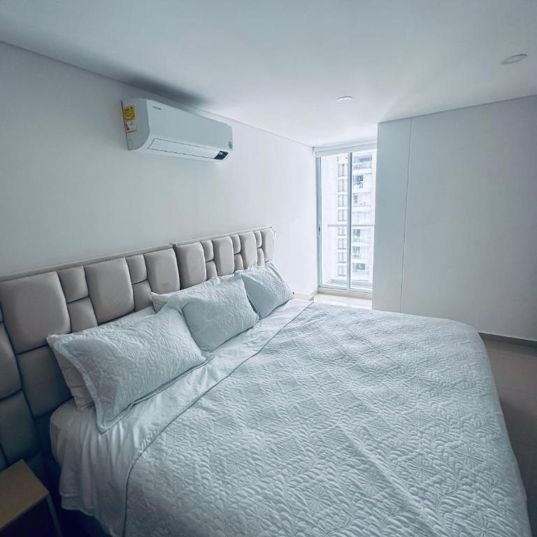 Apartamento Moderno Con Excelente Vista, Piscina, excepto los lunes por mantenimiento y Parqueadero privado, ubicado en Neiva - Apartamento de 2 dormitorios - 6