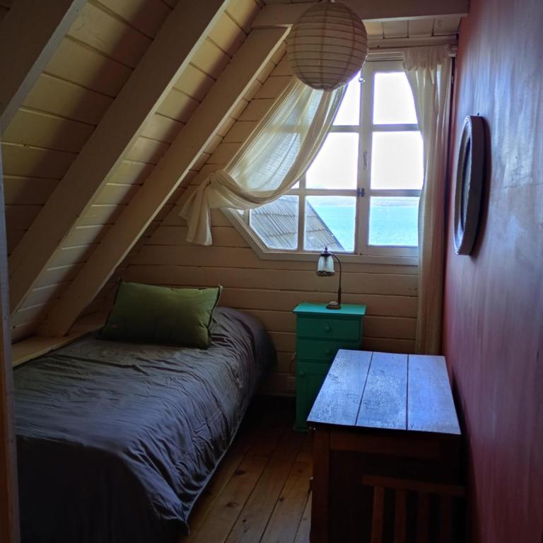 Casa Patagónica con Vista al Lago y Jardín Ideal Familias en Bariloche - Casa de 3 dormitorios - 14