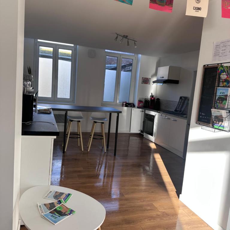 Le Gambetta Théâtre de Calais - Appartement 3 Chambres avec Balcon - 8