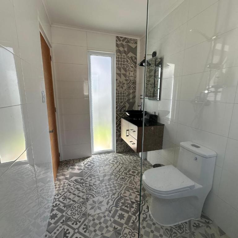 Amplia casa al borde del río Pingueral - Three-Bedroom House - 24