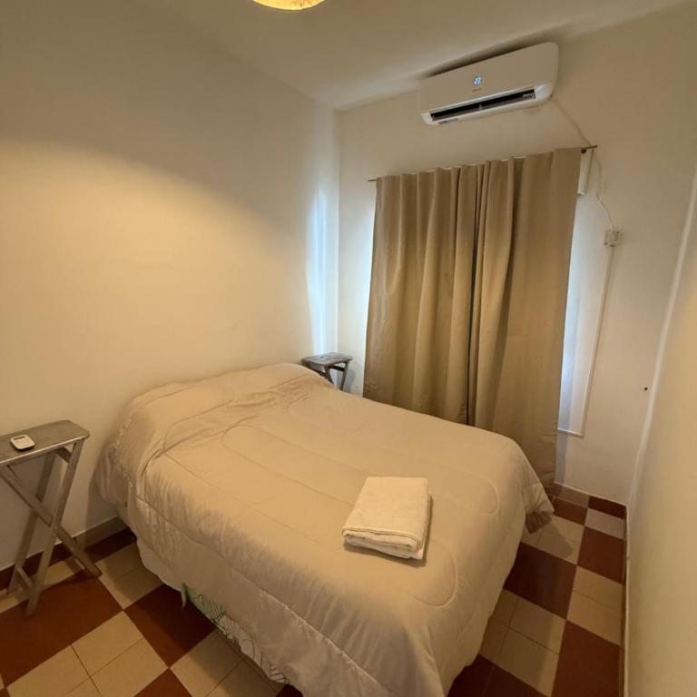 Mrs House planta baja B - One-Bedroom Apartment - 1