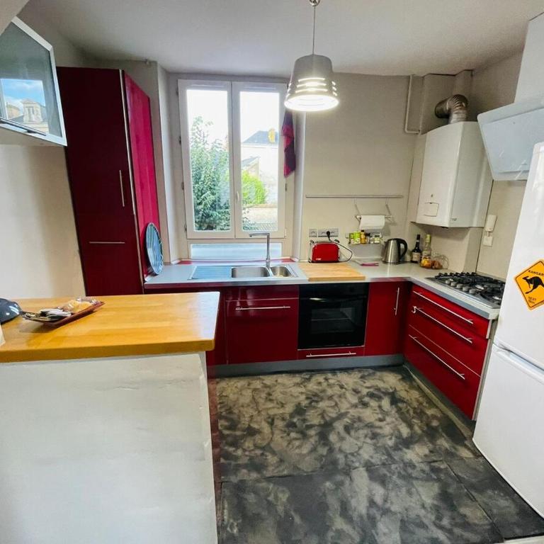 Chaleureux appart, proche de La Loire avec parking - Apartment mit 1 Schlafzimmer - 6