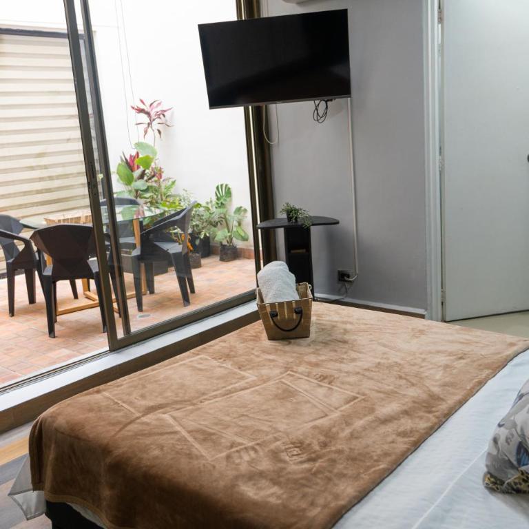 Bravas Medallo - Double Room with Private Bathroom - 9