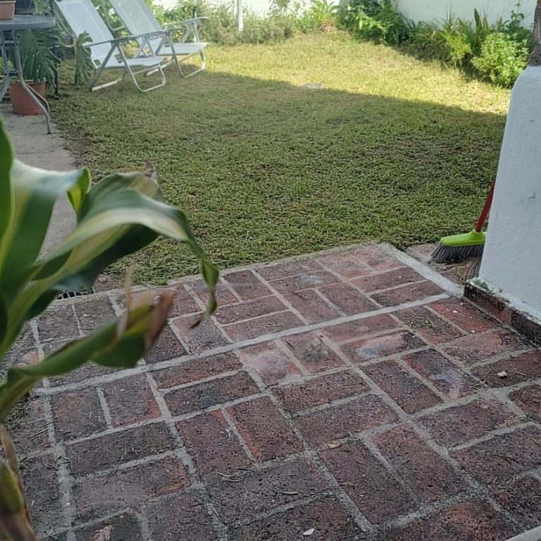 Nva Córdoba a100 mts de la UNC- con patio - One-Bedroom Apartment - 12