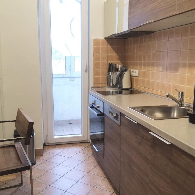 Two Bedroom Central Apartment with Parking - Two-Bedroom Apartment - 11