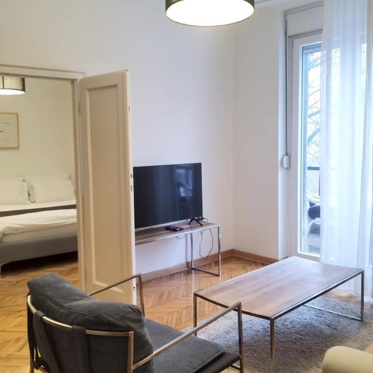 Two Bedroom Central Apartment with Parking - Two-Bedroom Apartment - 12