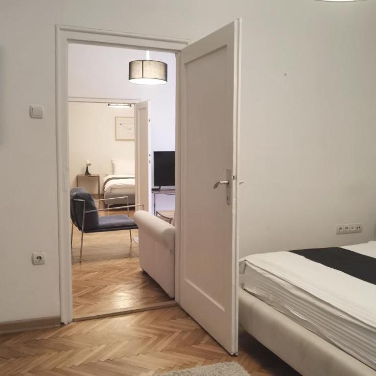 Two Bedroom Central Apartment with Parking - Two-Bedroom Apartment - 13