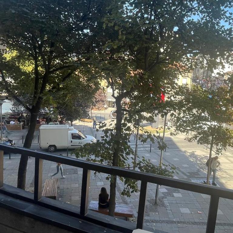 Two Bedroom Central Apartment with Parking - Two-Bedroom Apartment - 14